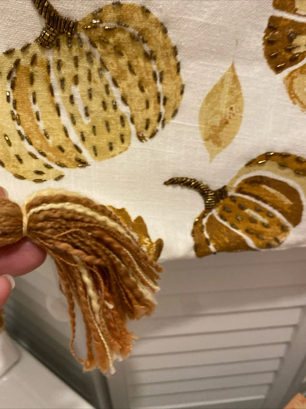 ENVOGUE Beaded “Autumn Pumpkin Table Runner w/Tassels” 16.5x90” Mustard NWOT